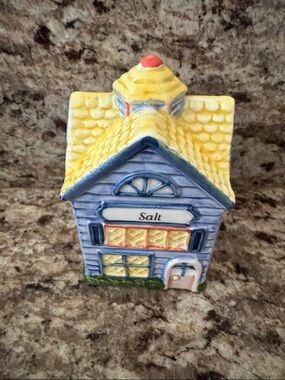 Avon Salt Shaker